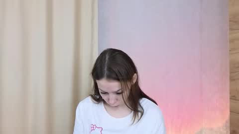 Snapshot of blushinbloom chatting on November 2025 06:23:02 AM Dolores online show from November 2025 06:23:02 AM