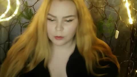 blushing_star online show from January 2026 08:38:01 AM