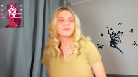 Snapshot of blushkitty chatting on October 2025 06:25:02 AM Chloe online show from October 2025 06:25:02 AM