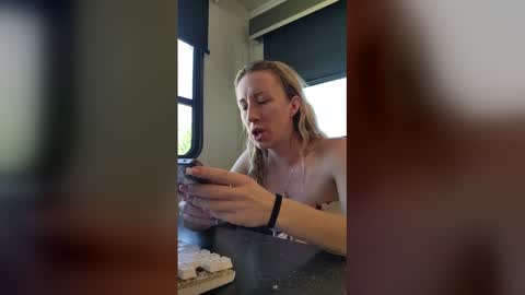 MamaMorgan online show from January 2026 07:11:01 PM