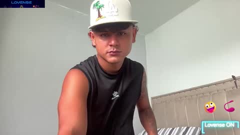 Bob  INDEPENDENT MODEL online show from January 2026 04:11:02 PM