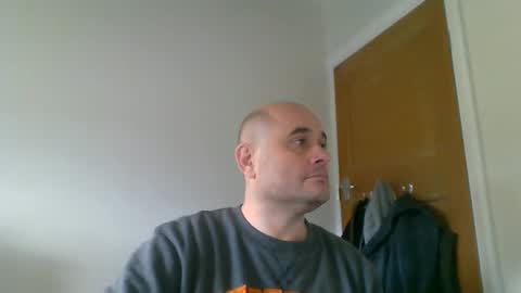 bobabator online show from December 2024 01:00:01 PM