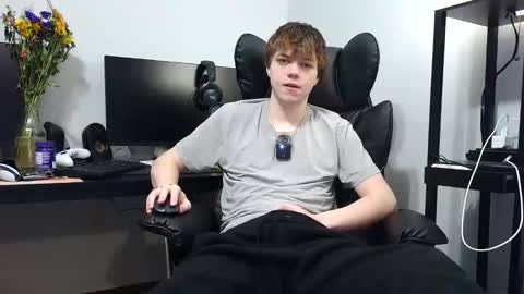 bobby72738 online show from February 2026 04:41:01 AM