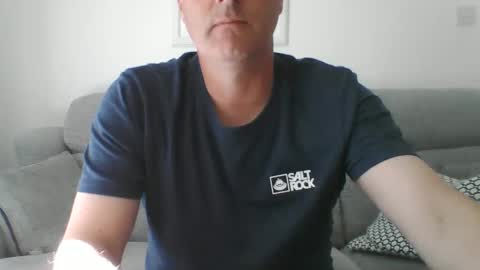 bobby_113 online show from September 2025 11:46:02 AM