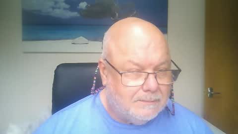 bobbybear691 online show from May 2026 03:50:02 PM