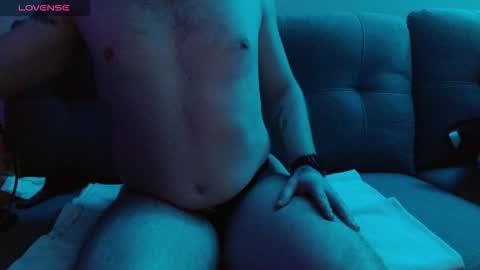 Bobby English online show from October 2025 06:39:02 AM