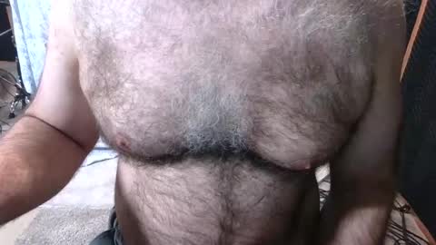 Snapshot of bobbyhill27b chatting on April 2026 02:45:01 PM BobbyHill27b online show from April 2026 02:45:01 PM