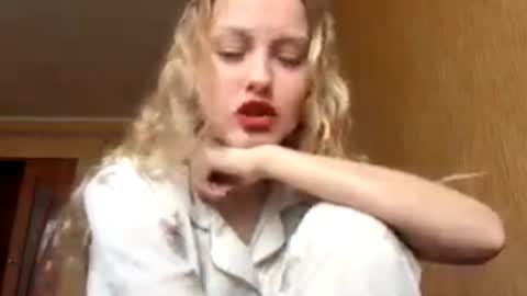 Snapshot of bobettesplane chatting on March 2026 08:59:01 AM Nina online show from March 2026 08:59:01 AM