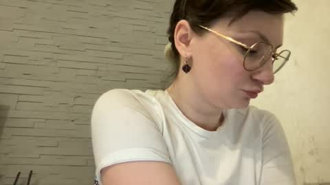 Snapshot of bobwig4 chatting on March 2026 04:36:02 AM Tips prfr 11-55-111 tok online show from March 2026 04:36:02 AM