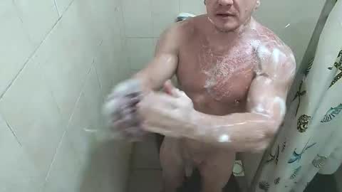 Snapshot of bodi5 chatting on October 2025 06:49:02 PM BODI online show from October 2025 06:49:02 PM