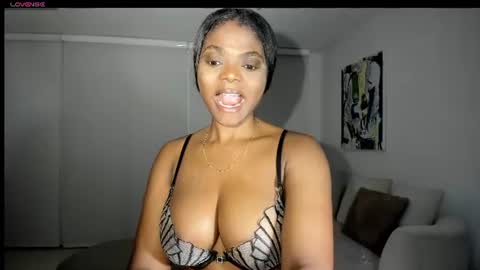 Snapshot of body_desire chatting on June 2026 09:40:02 AM danna online show from June 2026 09:40:02 AM