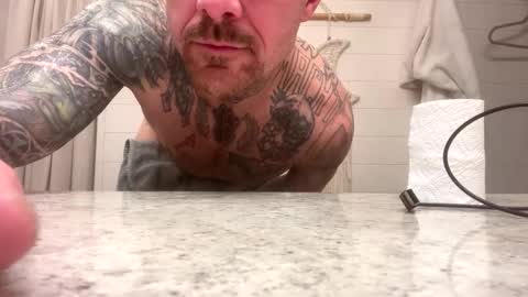 Snapshot of bodyart85_19 chatting on December 2025 02:38:01 AM Bodyart85 19 online show from December 2025 02:38:01 AM