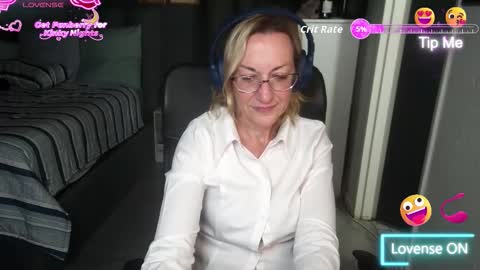 Ningifun couple online show from October 2025 05:03:01 PM