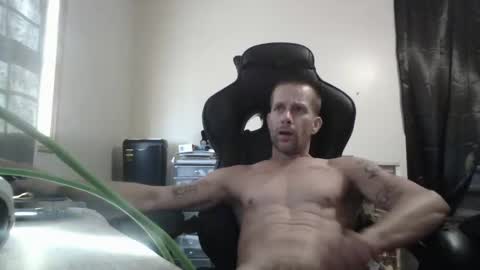 Snapshot of bogeygeneral1 chatting on September 2025 02:18:02 PM beezy online show from September 2025 02:18:02 PM