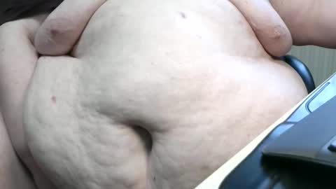 Snapshot of boho1964 chatting on February 2026 12:04:01 PM Boho online show from February 2026 12:04:01 PM