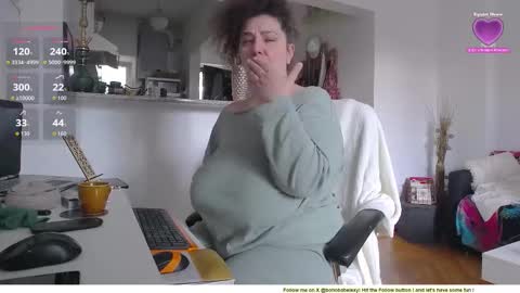 Snapshot of bohobabelexy chatting on November 2025 08:08:02 AM BohoBabeLaxy online show from November 2025 08:08:02 AM