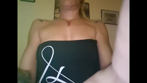 Snapshot of bollykat chatting on February 2026 07:29:02 AM Karol online show from February 2026 07:29:02 AM