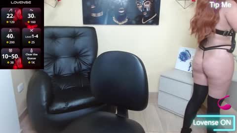 Snapshot of bom_bomx chatting on October 2025 09:46:01 PM Paris online show from October 2025 09:46:01 PM