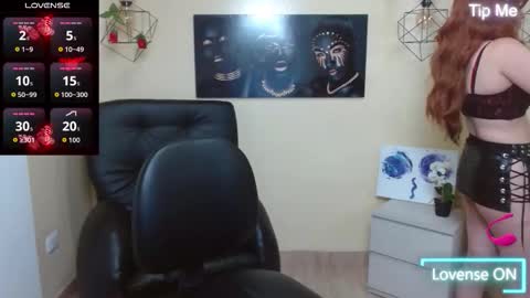 Snapshot of bom_bomx chatting on October 2025 10:42:01 PM Paris online show from October 2025 10:42:01 PM