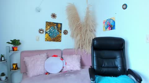  Salma Independent Model online show from February 2025 05:07:02 PM