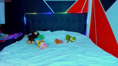 Snapshot of bonbon_lux chatting on October 2025 11:48:02 PM BON BON online show from October 2025 11:48:02 PM