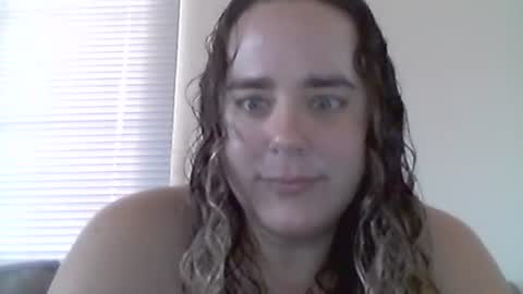 bongmamabear online show from August 2026 04:44:01 PM