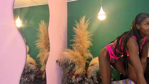 bonieklent online show from December 2024 03:55:02 AM