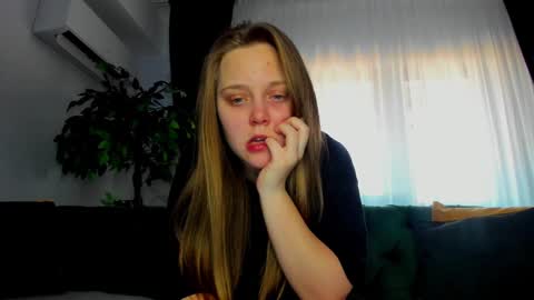 Bonnie online show from February 2025 07:33:01 AM