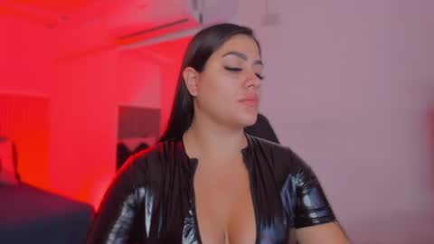 Bonnie  online show from June 2026 11:14:02 AM