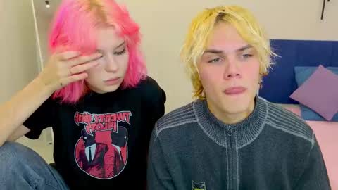 Jessy  Mark online show from October 2025 05:03:01 PM