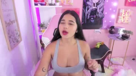 Bonnie online show from October 2025 03:40:01 AM