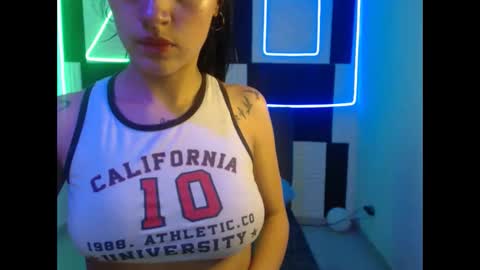 Bonnie online show from November 2025 02:31:02 PM