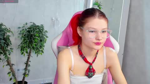 Snapshot of bonnie_hernandez chatting on April 2026 09:26:02 AM Bonnie online show from April 2026 09:26:02 AM