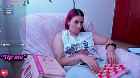 Snapshot of bonnie_moon_ chatting on January 2025 08:28:01 PM Bonnie Help me reach 500 likes online show from January 2025 08:28:01 PM