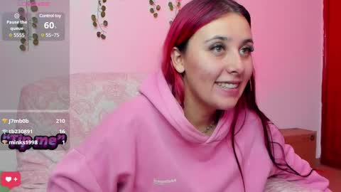 Snapshot of bonnie_moon_ chatting on February 2025 12:58:02 AM Bonnie Help me reach 500 likes online show from February 2025 12:58:02 AM