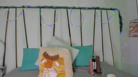 Bonnie online show from December 2025 07:31:01 PM