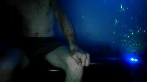 Snapshot of bonnieanclyde09 chatting on October 2025 06:43:01 AM bonnieanclyde09 online show from October 2025 06:43:01 AM