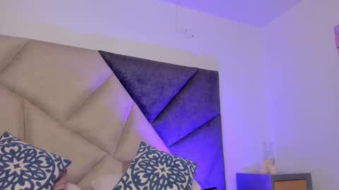   online show from September 2025 11:32:02 PM