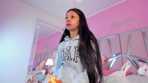 Snapshot of bonniepark_ chatting on January 2025 12:35:01 PM Bonnie online show from January 2025 12:35:01 PM