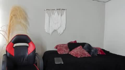 Snapshot of bonny_honey_ chatting on May 2026 07:00:02 PM Bonny online show from May 2026 07:00:02 PM