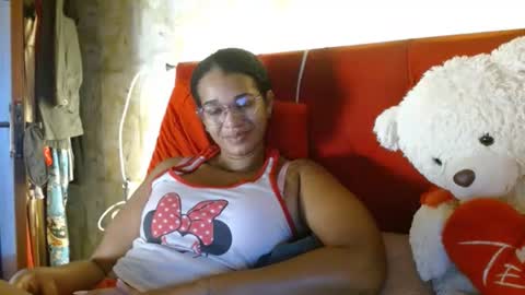 Snapshot of bonvivantb chatting on December 2024 12:49:01 PM Queen Bon Vivantt online show from December 2024 12:49:01 PM