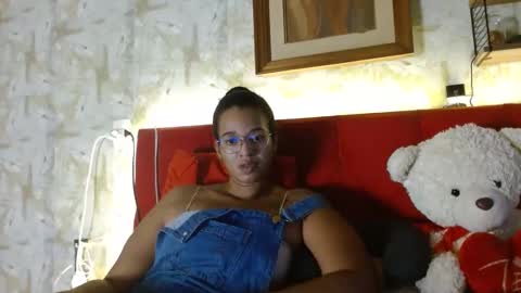 Snapshot of bonvivantb chatting on January 2025 09:52:02 PM Queen Bon Vivantt online show from January 2025 09:52:02 PM