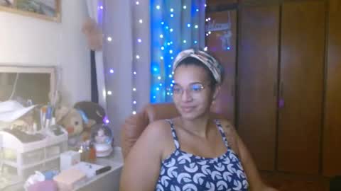Snapshot of bonvivantb chatting on January 2025 05:16:01 AM Queen Bon Vivantt online show from January 2025 05:16:01 AM
