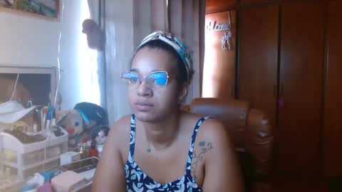 Snapshot of bonvivantb chatting on January 2025 02:46:01 PM Queen Bon Vivantt online show from January 2025 02:46:01 PM