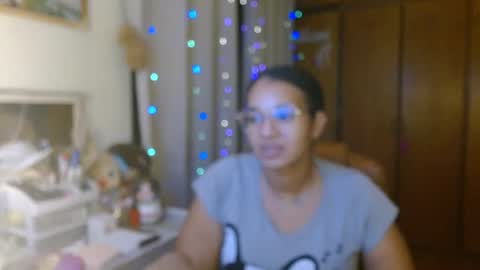 Snapshot of bonvivantb chatting on January 2025 05:45:02 AM Queen Bon Vivantt online show from January 2025 05:45:02 AM