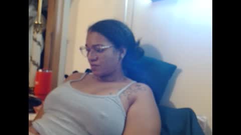 Snapshot of bonvivantb chatting on September 2025 02:49:01 PM Queen Bon Vivantt online show from September 2025 02:49:01 PM