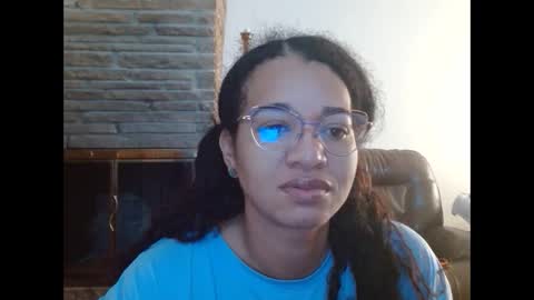 Snapshot of bonvivantb chatting on September 2025 12:29:02 PM Queen Bon Vivantt online show from September 2025 12:29:02 PM