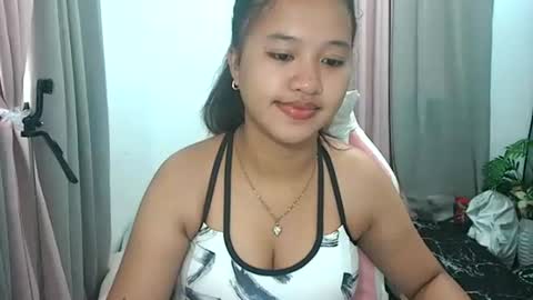 Snapshot of boobsypinay_zhein chatting on February 2026 11:39:02 PM boobsypinay_zhein online show from February 2026 11:39:02 PM