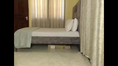 booby_candy online show from May 2026 12:01:02 PM