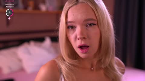 Snapshot of boobybliss chatting on September 2025 08:47:01 AM Alina online show from September 2025 08:47:01 AM